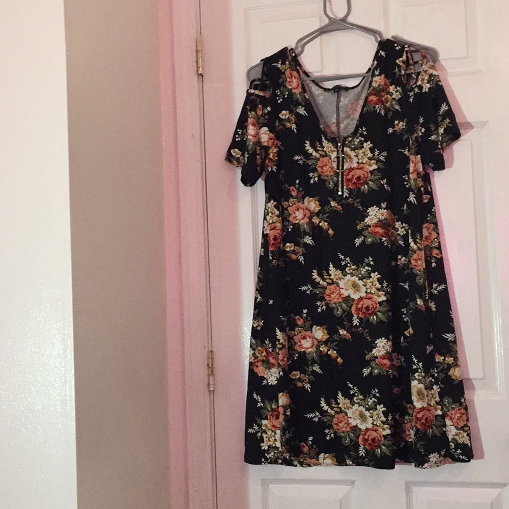 Floral print dress